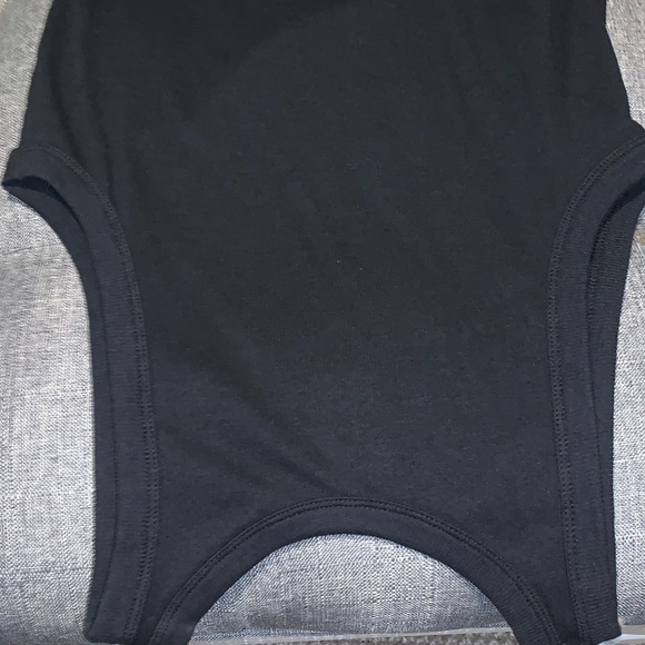 Handmade Designs on a new day brand Black Tank Top with Gold New York Design - Picture 9 of 10